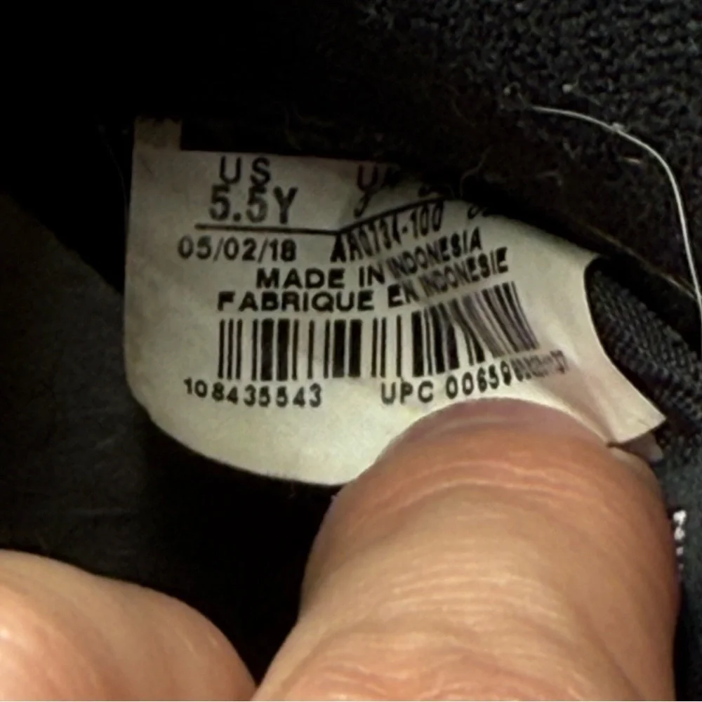 Nike Air Force 1 Sneakers 5.5Y